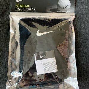 Volleyball knee pads